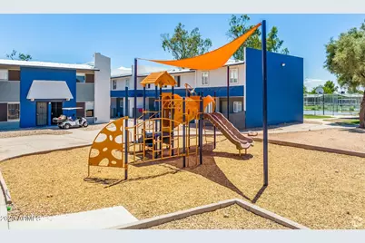 2627 N 45th Avenue #3P, Phoenix, AZ 85035 - Photo 23