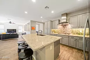 3921 Gold Ridge Rd, Wickenburg, AZ 85390 - Photo 21