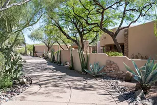 9355 E Via Del Sol Dr, Scottsdale, AZ 85255 - Photo 7