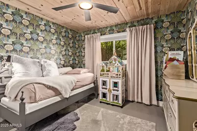 3834 E Shaw Butte Drive, Phoenix, AZ 85028 - Photo 19