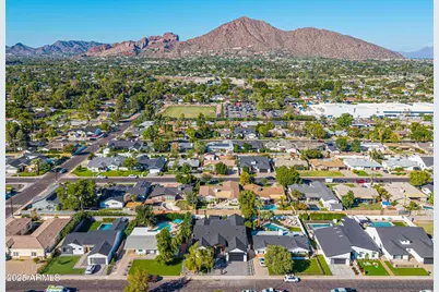 5420 E Verde Lane, Phoenix, AZ 85018 - Photo 11