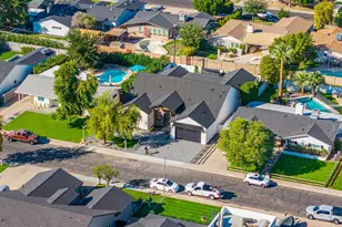 5420 E Verde Ln, Phoenix, AZ 85018 - Photo 9