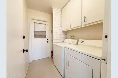 11078 W Coggins Drive, Sun City, AZ 85351 - Photo 21