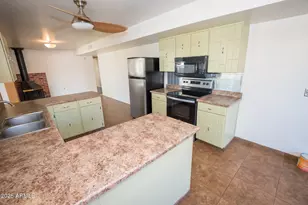 597 Hegge Dr, Sierra Vista, AZ 85635 - Photo 13