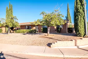 597 Hegge Dr, Sierra Vista, AZ 85635 - Photo 3