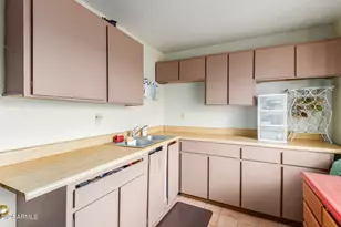 5202 W Soft Wind Dr, Glendale, AZ 85310 - Photo 33