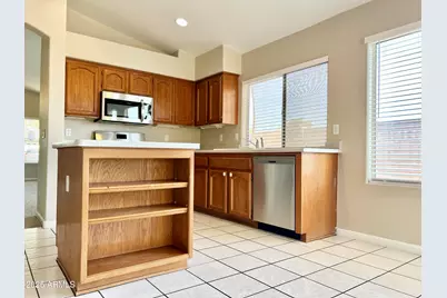 437 W San Angelo Street, Gilbert, AZ 85233 - Photo 5