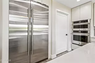 8313 E Thoroughbred Trail, Scottsdale, AZ 85258 - Photo 35