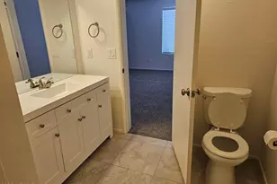 5236 W Peoria Ave, Glendale, AZ 85302 - Photo 13