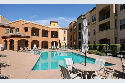 14575 W Mountain View Boulevard #10216, Surprise, AZ 85374 - Photo 3