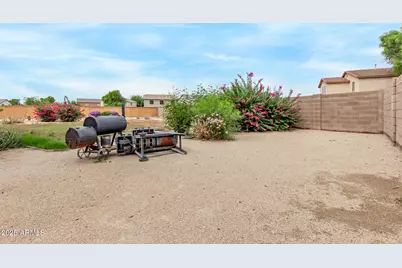 18976 N Lariat Road, Maricopa, AZ 85138 - Photo 35