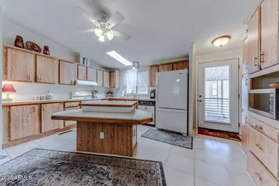 17200 W Bell Road #1549, Surprise, AZ 85374 - Photo 5