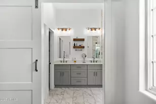 4526 E Heatherbrae Dr, Phoenix, AZ 85018 - Photo 23