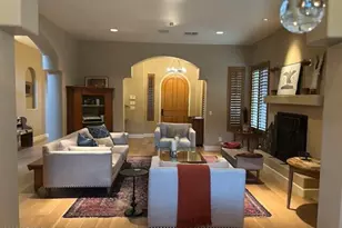 3981 E Navigator Ln, Phoenix, AZ 85050 - Photo 5