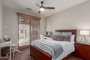 3981 E Navigator Ln, Phoenix, AZ 85050 - Photo 33