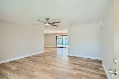 8356 E Palm Lane, Scottsdale, AZ 85257 - Photo 3