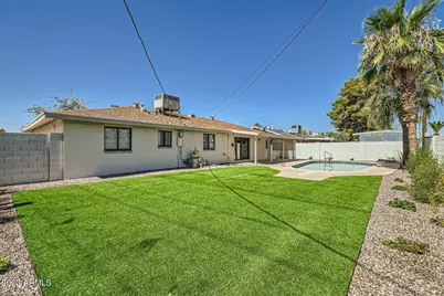 8356 E Palm Lane, Scottsdale, AZ 85257 - Photo 17