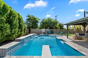 3818 N 32nd Pl, Phoenix, AZ 85018 - Photo 1