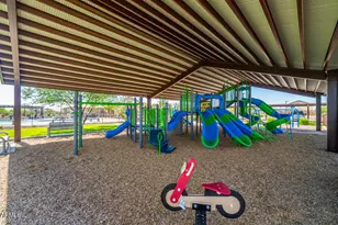 18277 W Soft Wind Dr, Surprise, AZ 85387 - Photo 37