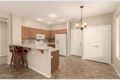 15907 W Sunstone Lane, Surprise, AZ 85374 - Photo 13