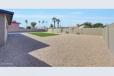 3116 W Gelding Drive, Phoenix, AZ 85053 - Photo 43