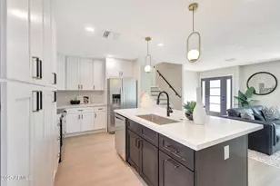 3116 W Gelding Dr, Phoenix, AZ 85053 - Photo 21