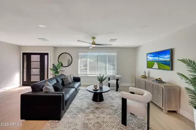 3116 W Gelding Drive, Phoenix, AZ 85053 - Photo 5