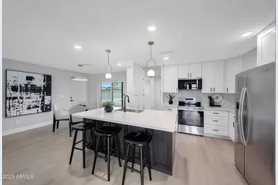 3116 W Gelding Drive, Phoenix, AZ 85053 - Photo 13