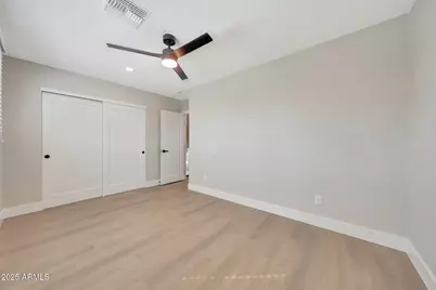 3116 W Gelding Drive, Phoenix, AZ 85053 - Photo 31