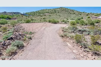 3451 W Irvine Road #., Phoenix, AZ 85086 - Photo 5