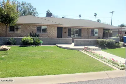 3015 E Montecito Avenue, Phoenix, AZ 85016 - Photo 1