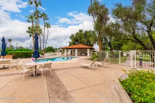 11615 N 40th Way, Phoenix, AZ 85028 - Photo 33