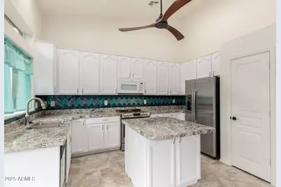 15655 N Cabrillo Drive, Fountain Hills, AZ 85268 - Photo 11