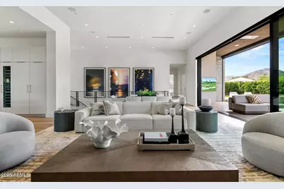 6802 E Joshua Tree Lane, Paradise Valley, AZ 85253 - Photo 9