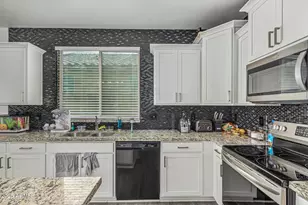 21561 W Ashleigh Marie St, Buckeye, AZ 85326 - Photo 15