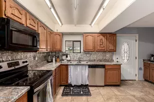 13043 W Whispering Oaks Dr, Sun City West, AZ 85375 - Photo 7