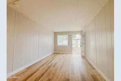 3426 E Melvin Street #E, Phoenix, AZ 85008 - Photo 9