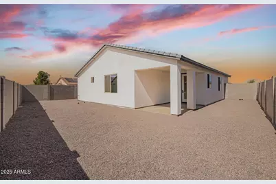 9051 W Magnum Drive, Arizona City, AZ 85123 - Photo 37