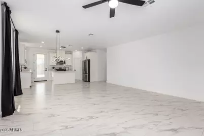 9051 W Magnum Drive, Arizona City, AZ 85123 - Photo 11