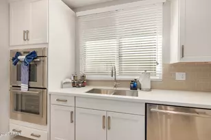 7550 E Osborn Rd, Scottsdale, AZ 85251 - Photo 21