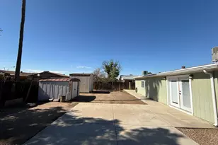 7727 W Medlock Dr, Glendale, AZ 85303 - Photo 23