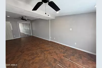 7727 W Medlock Drive, Glendale, AZ 85303 - Photo 15