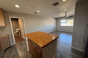 7727 W Medlock Dr, Glendale, AZ 85303 - Photo 9