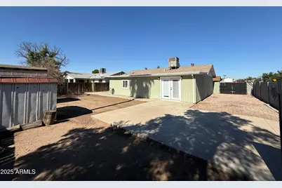7727 W Medlock Drive, Glendale, AZ 85303 - Photo 25