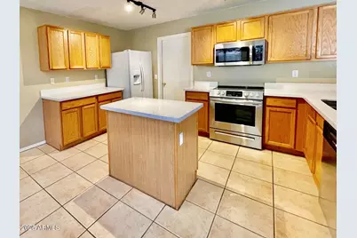1704 E Renegade Trail, San Tan Valley, AZ 85143 - Photo 3