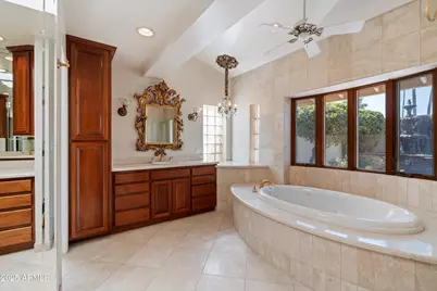 8156 E Del Capitan Drive, Scottsdale, AZ 85258 - Photo 27