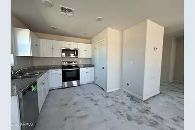 14058 S Avalon Road, Arizona City, AZ 85123 - Photo 9