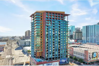 310 S 4th Street #907, Phoenix, AZ 85004 - Photo 45