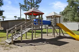 808 N 82nd St, Scottsdale, AZ 85257 - Photo 23