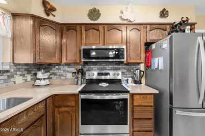 11138 W Hatcher Road, Sun City, AZ 85351 - Photo 21